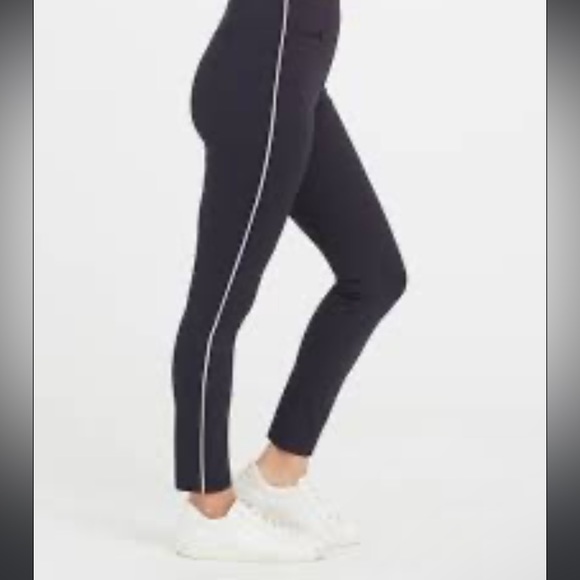NWT Spanx Perfect Pant Ankle Piped Skinny Classic Navy Size XS - Picture 4 of 16